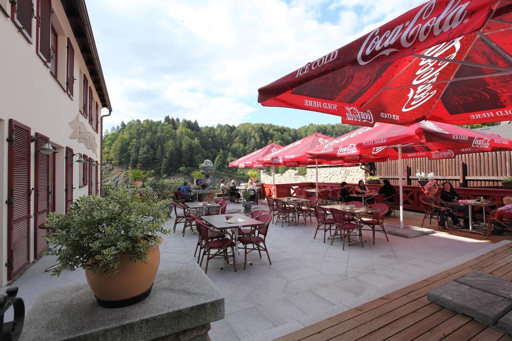 Hradni Basta Hotel Becov nad Teplou Luaran gambar
